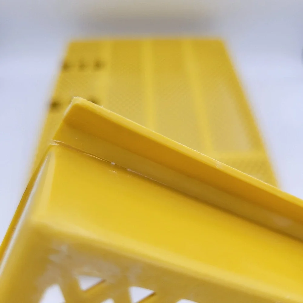 Vintage Silverware‎ Holder With Sliding Removable Top Rack Yellow Plastic Retro